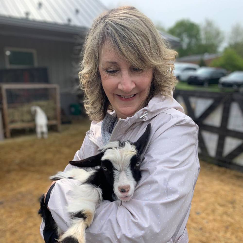 Meet your Posher, Tina